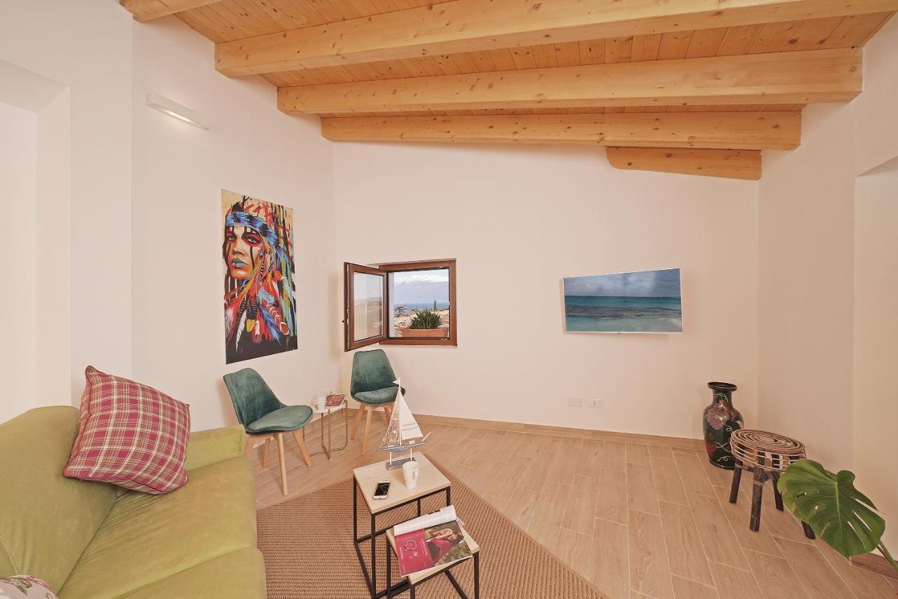 Apartments Villa Bougainville San Felice del Benaco Buitenkant foto