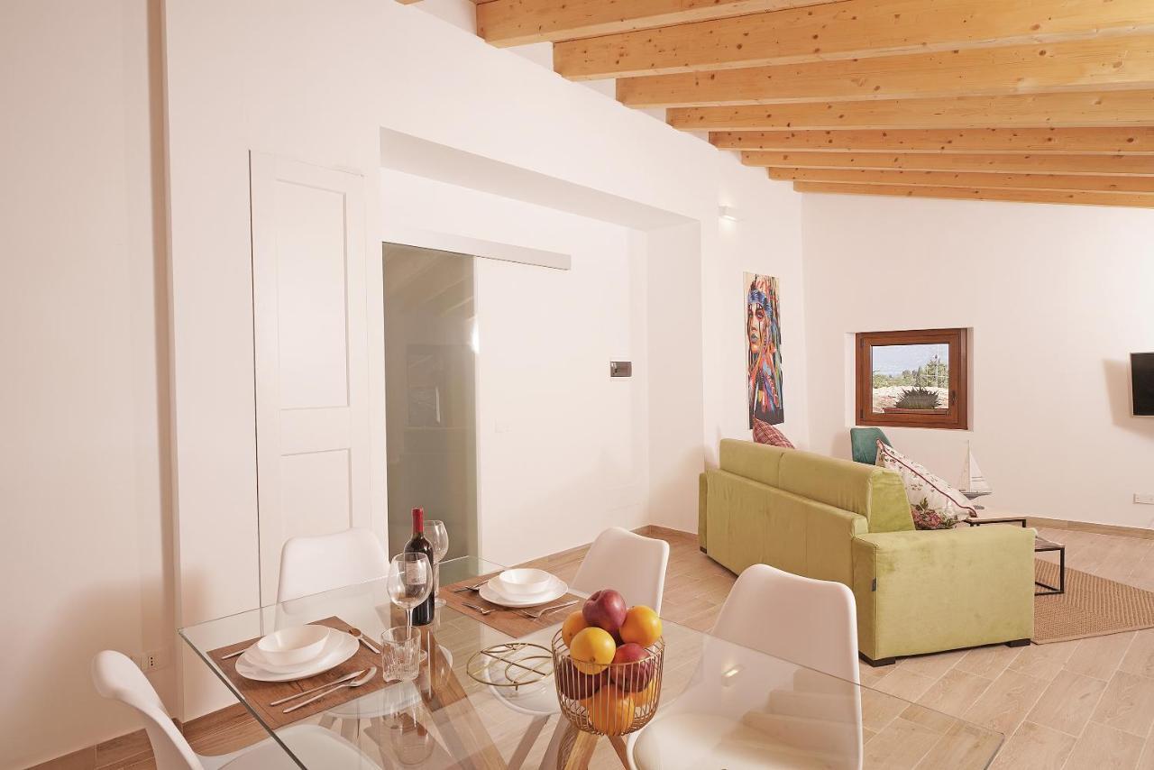 Apartments Villa Bougainville San Felice del Benaco Buitenkant foto