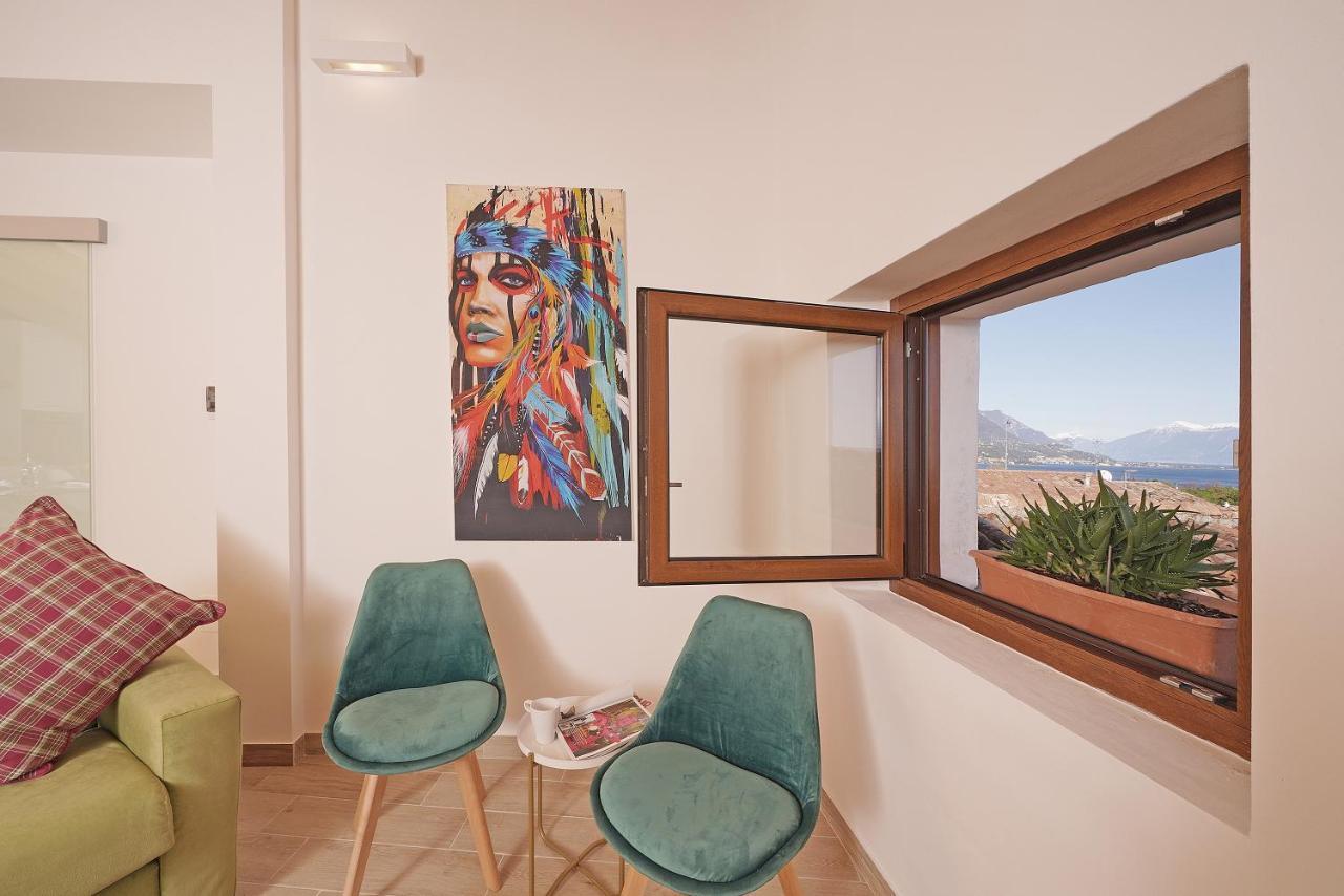 Apartments Villa Bougainville San Felice del Benaco Buitenkant foto